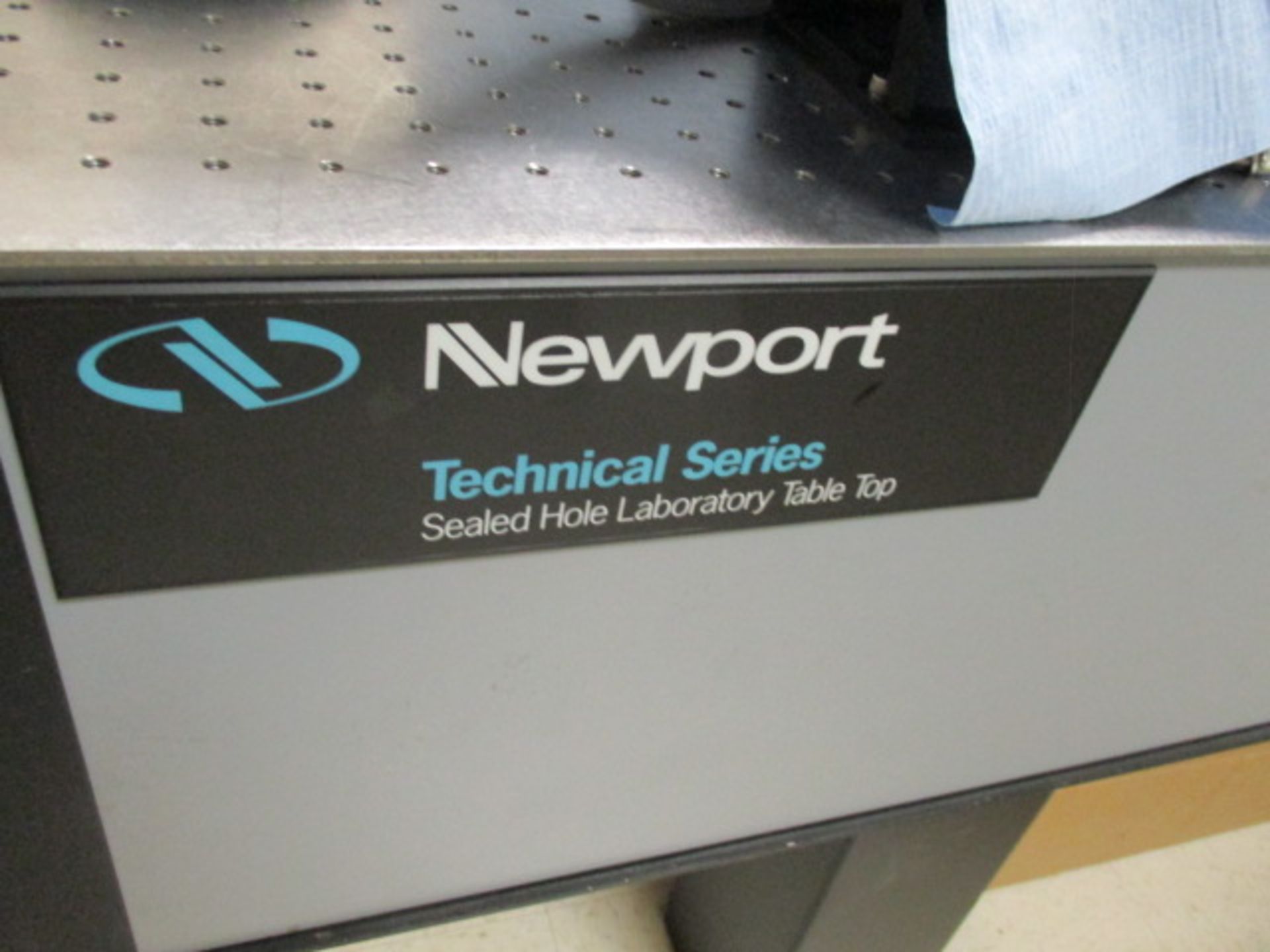 Optical Vibration Isolation Table (Newport Sealed Hole Lab Table Top 96"Lx48"Wx12"'Thk - Image 2 of 5