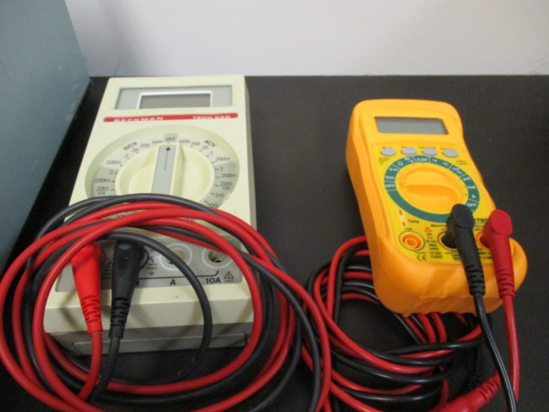 Lot: (4 Pieces) Electronic Test & Measurement Equipment [E-H Research 136A Pulse Generator ; - Image 4 of 5