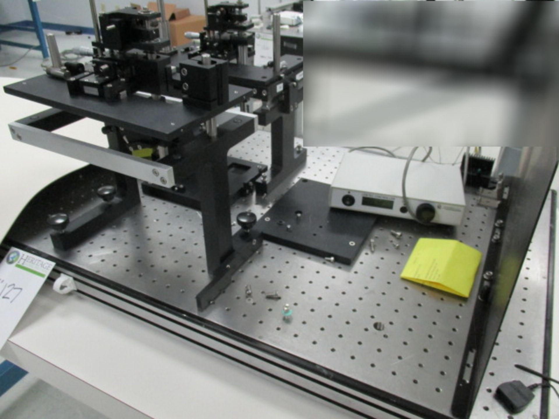 Optical Breadboard 48"Lx24"Wx2.5"Thk, Newport VS-Series. Includes Qty-2 XYZ Translation Fixtures ; - Image 2 of 4