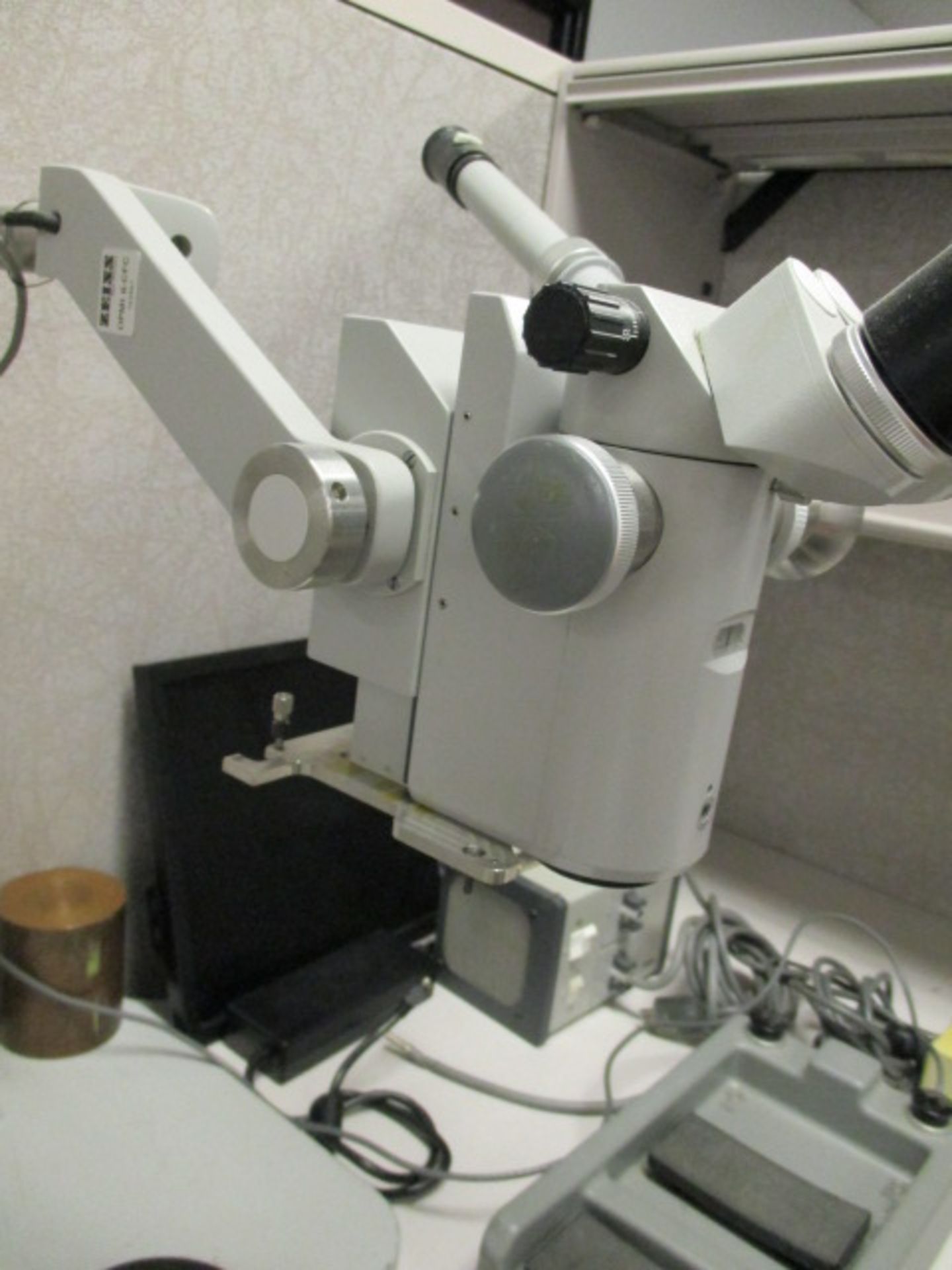 Carl Zeiss OPMI-6-CFC / f170 Ophthalmic Surgical Microscope On Benchtop Boomstand s/n-162601 [With - Image 5 of 7