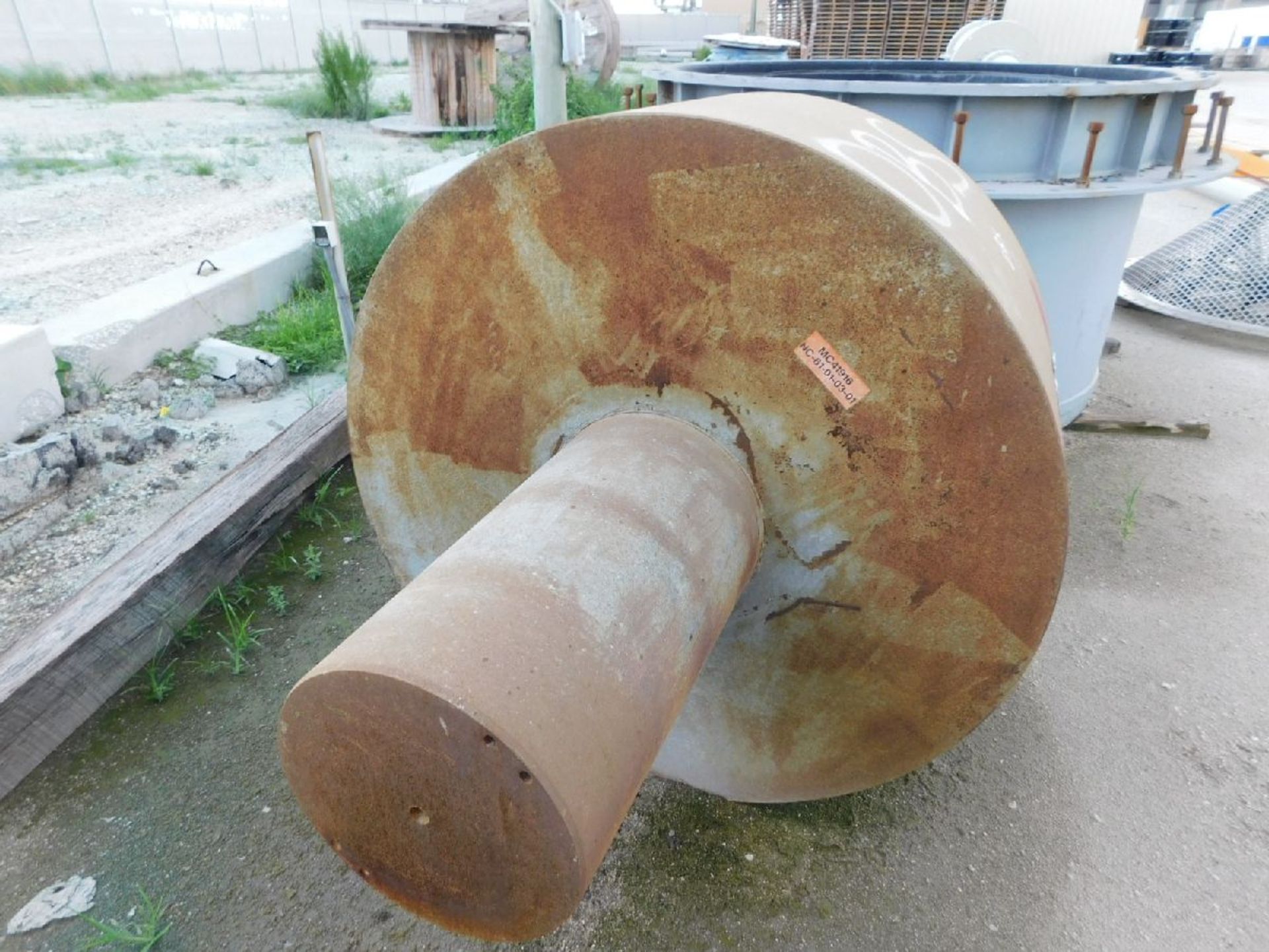 Roller, Shaft and Carrying, For Ametso Minerals Ind, Rotary, Kiln, 48" x 72". Asset# MC41916. Asset - Image 2 of 3