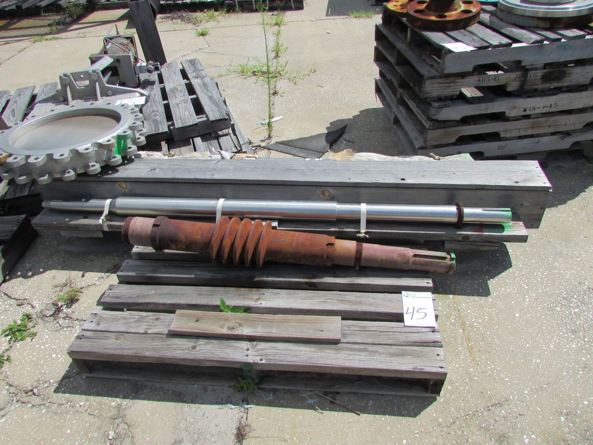 Assorted Pump Housings, Shafts, and Parts. To Include (2) HOUSING ASSY FOR METSO MINERALS - Image 4 of 5