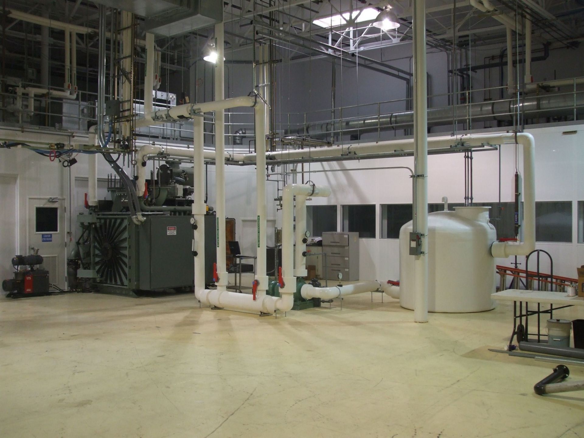 ***Bulk Sale Lot Offering *** Vacuum Furnace System Lots 2 thru 5. Winning bid to be determined by - Image 2 of 2