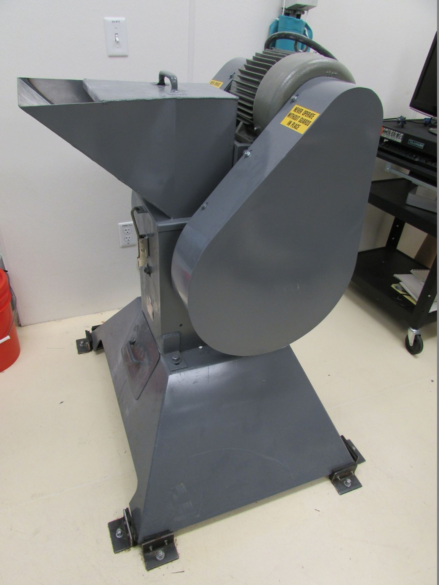 Bico 241-38X5 Badger Jaw Crusher 1300lbs/Hr Cap, 5