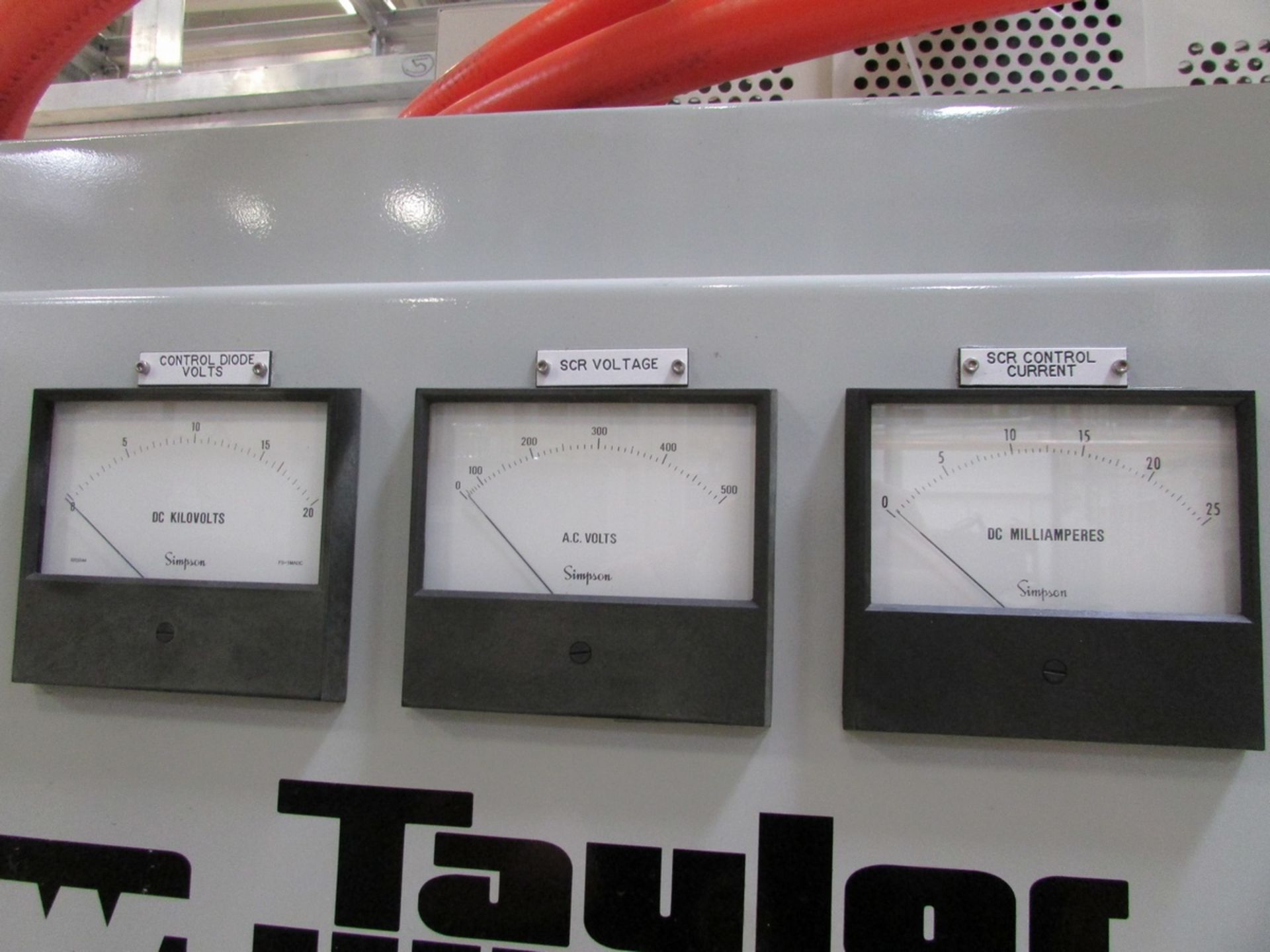 Taylor Winfield Technologies D15000 Induction Generator 480V 470A 390KVA 60Hz 3PH Input, 150KW 3- - Image 10 of 28