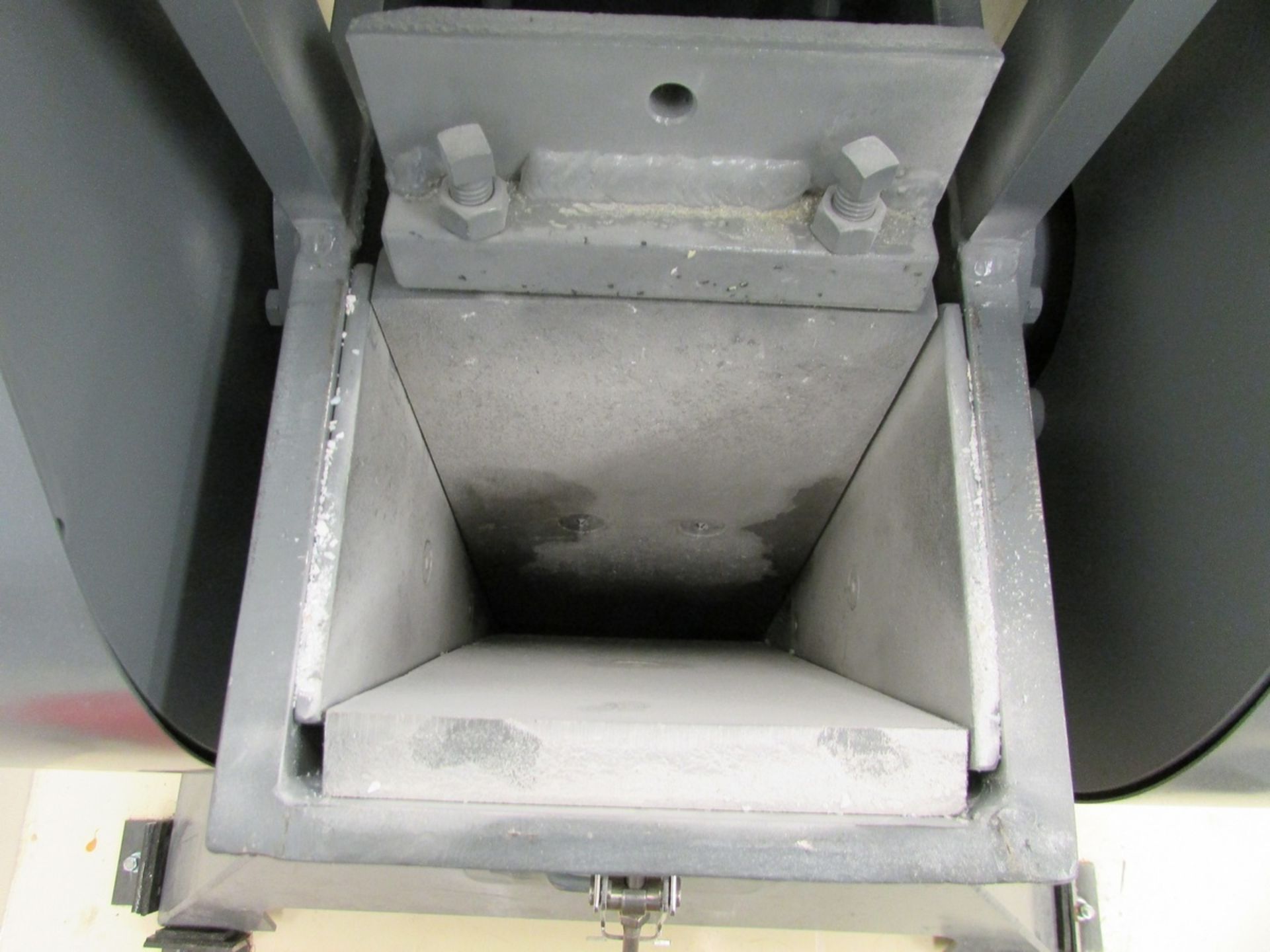 Bico 241-38X5 Badger Jaw Crusher 1300lbs/Hr Cap, 5"x7" Jaw Cap, 1/8"-3/4" Material Reduction - Image 4 of 5