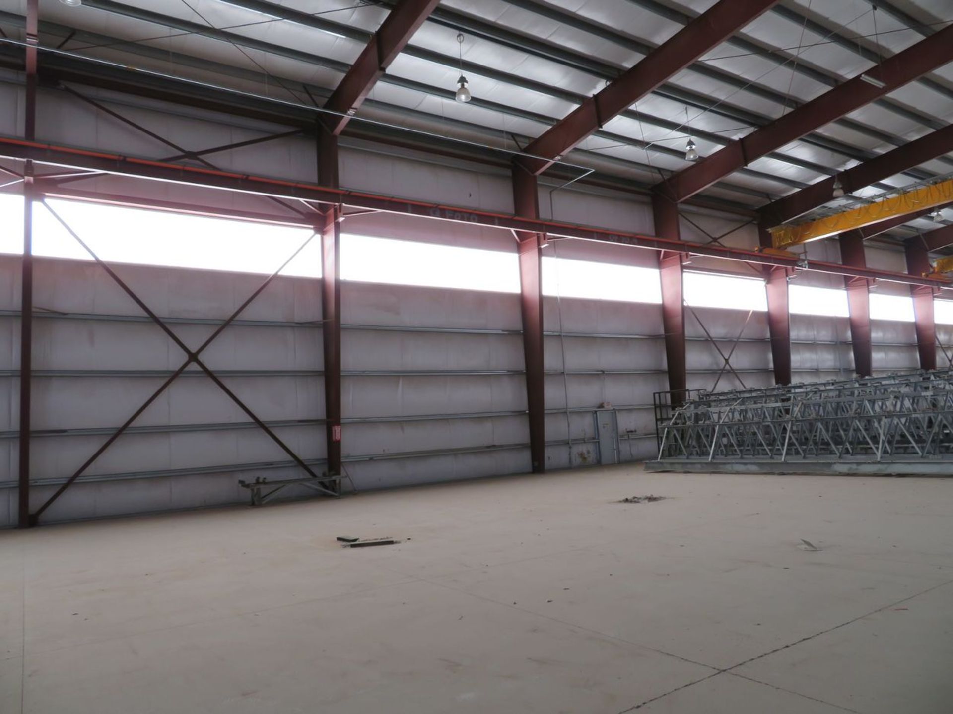 Steel Building. Includes (2) Approx. 59' x 392' Bays, (1) Approx.. 59' x 484' Bay, (6) Approx. 28'W - Image 36 of 50