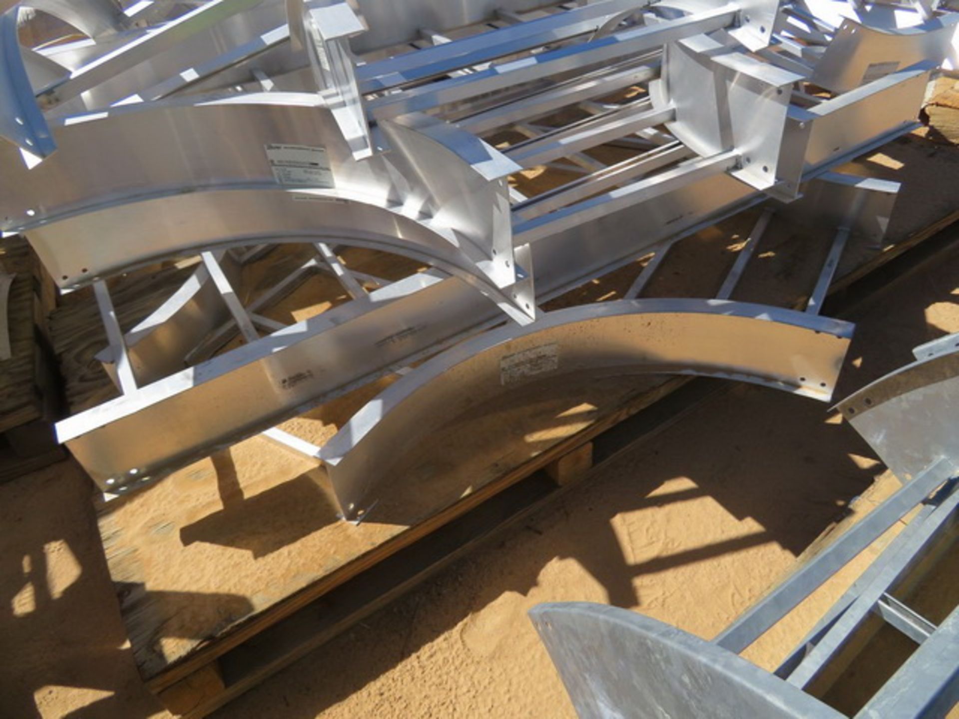 Lot: (20) Pallets of Aluminum & Galvanized Cable Tray. To Include 30" x 30°, 30" x 45°, 30" Tees, - Image 25 of 47