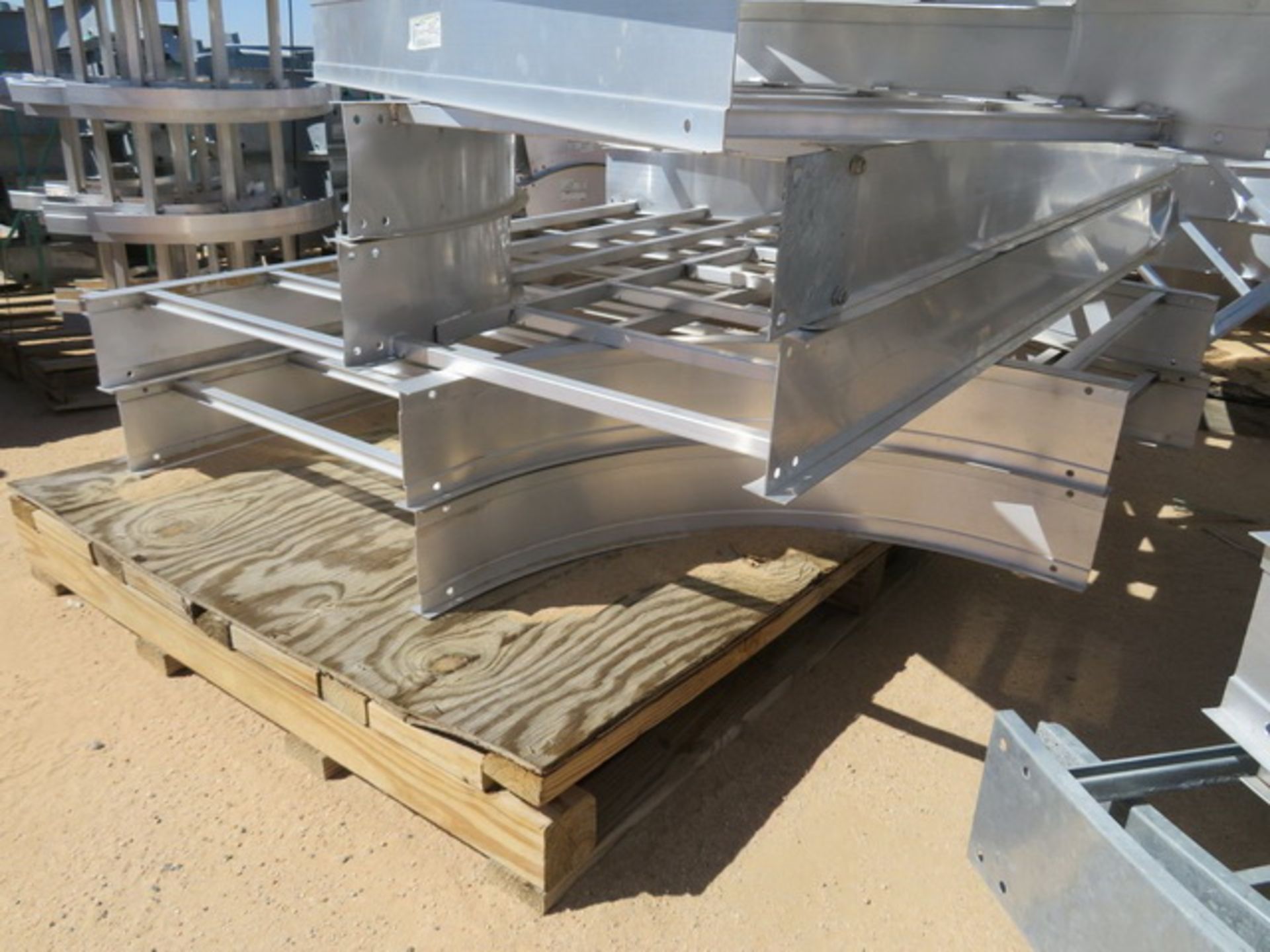 Lot: (20) Pallets of Aluminum & Galvanized Cable Tray. To Include 30" x 30°, 30" x 45°, 30" Tees, - Image 11 of 47