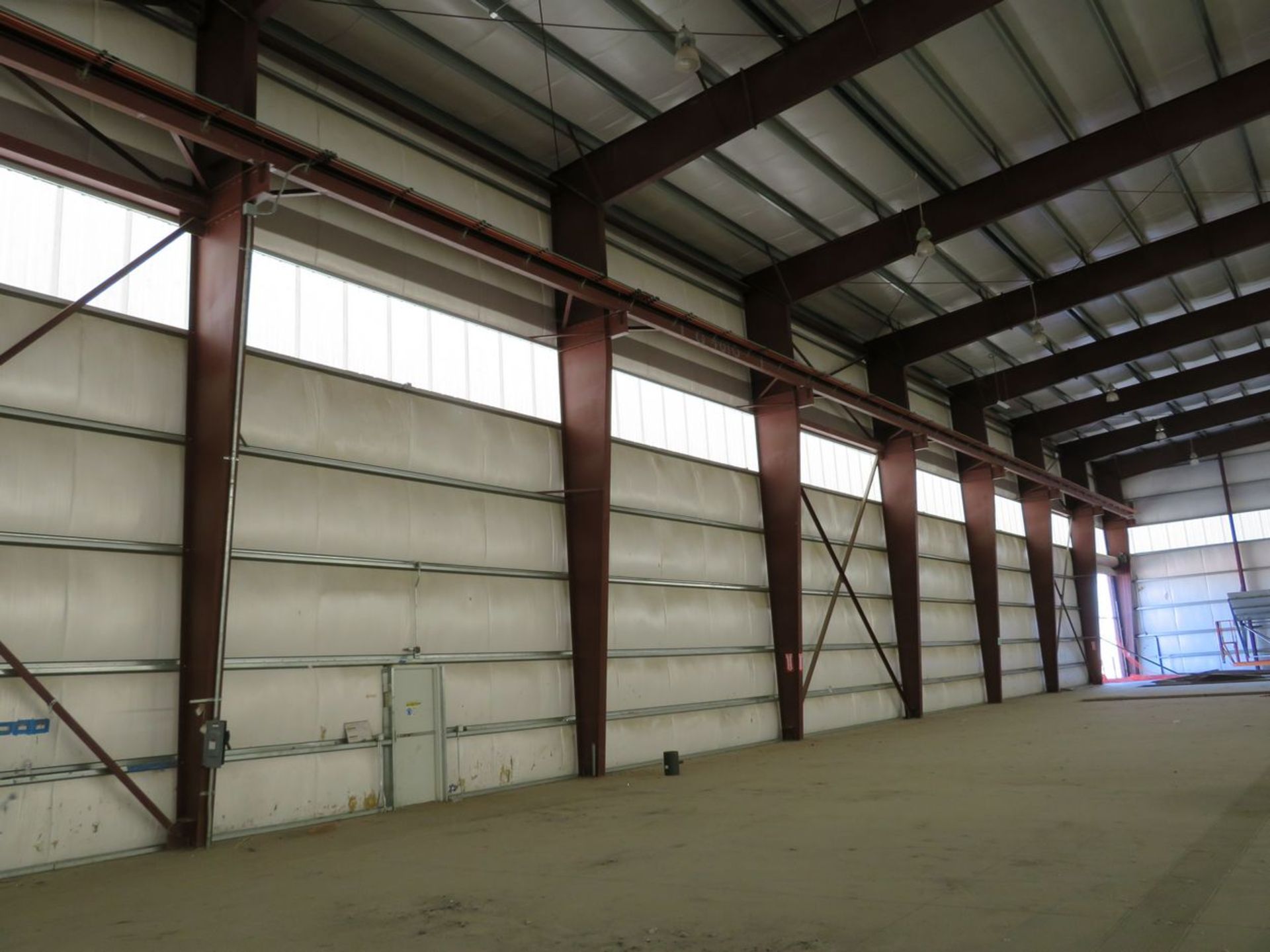 Steel Building. Includes (2) Approx. 59' x 392' Bays, (1) Approx.. 59' x 484' Bay, (6) Approx. 28'W - Image 24 of 50