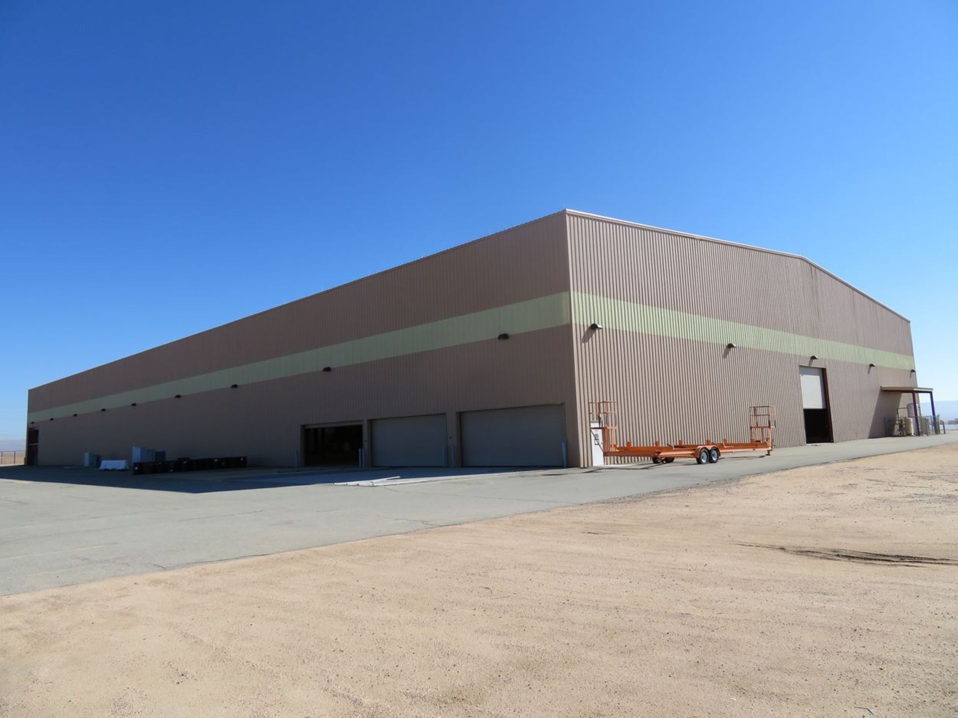 Steel Building. Includes (2) Approx. 59' x 392' Bays, (1) Approx.. 59' x 484' Bay, (6) Approx. 28'W