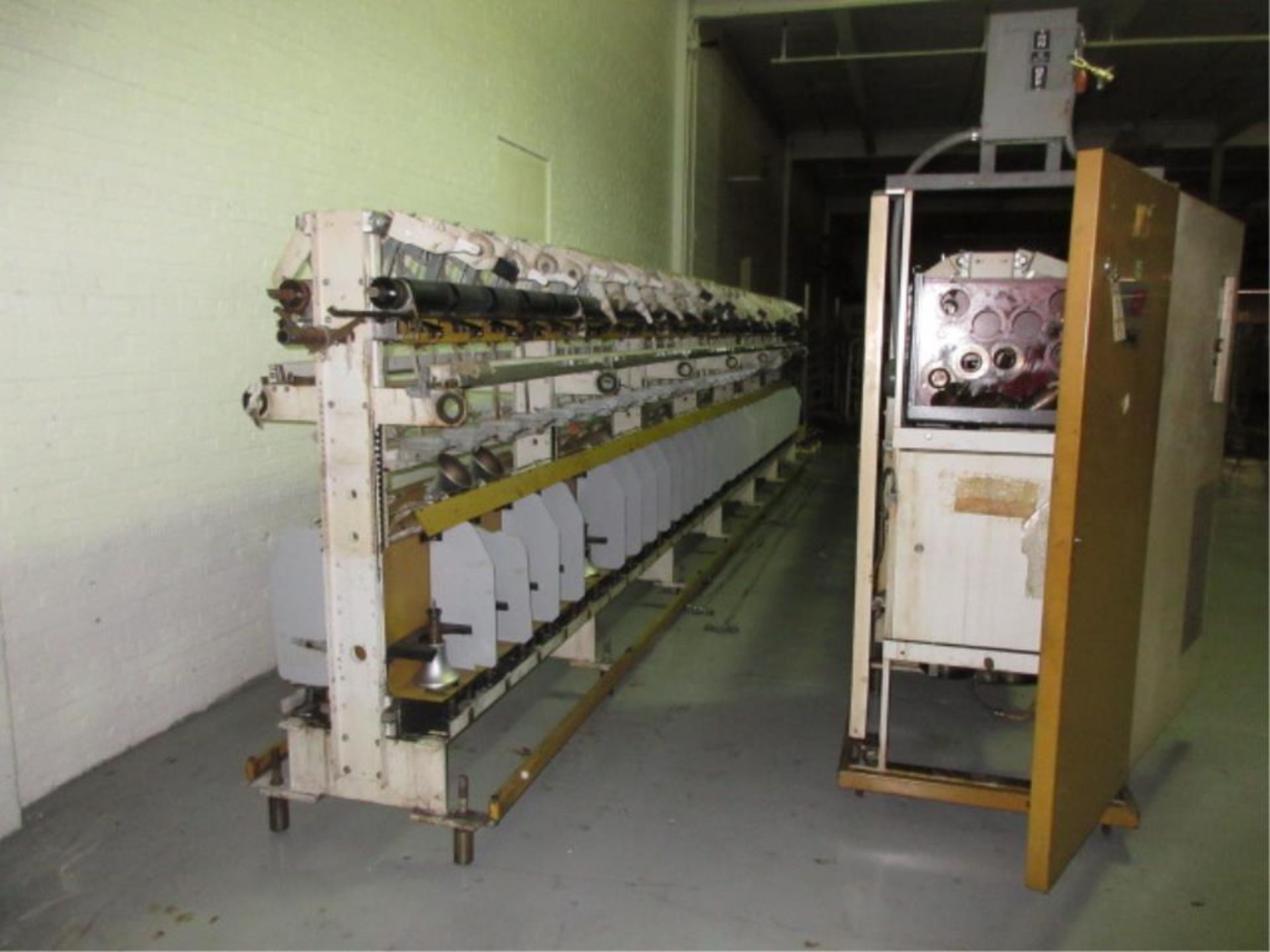 ICBT DT355 2X1 Twister Parts Machine (1990). SN# 89081-2. HIT# 2179285. Mach. #33. Asset Located - Image 2 of 8