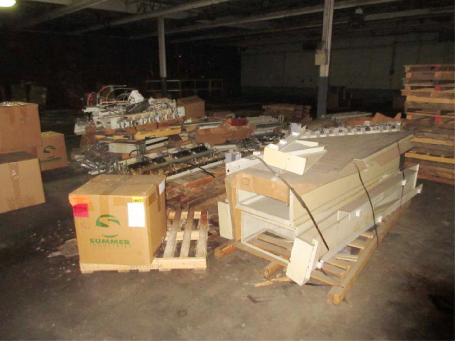 Lot ICBT Texturing Machine Parts. HIT# 2179398. whse 3. Asset Located at 10 Valley St, Pulaski, VA - Image 4 of 6
