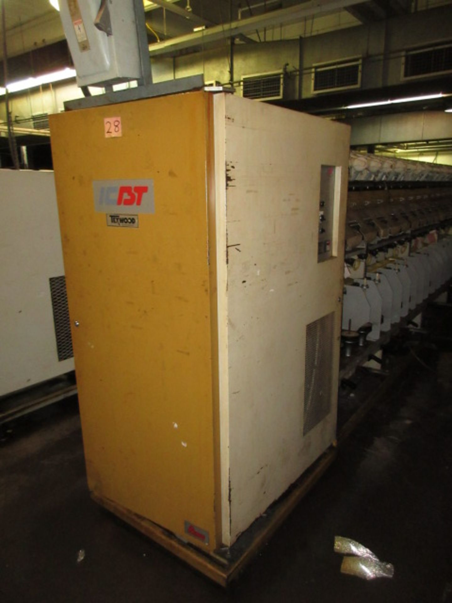 ICBT/Texwood Inc. DT355 2X1 Twister, (1988), 120 spindles. HIT# 2179257. Mach. #28. Asset Located at - Image 3 of 6