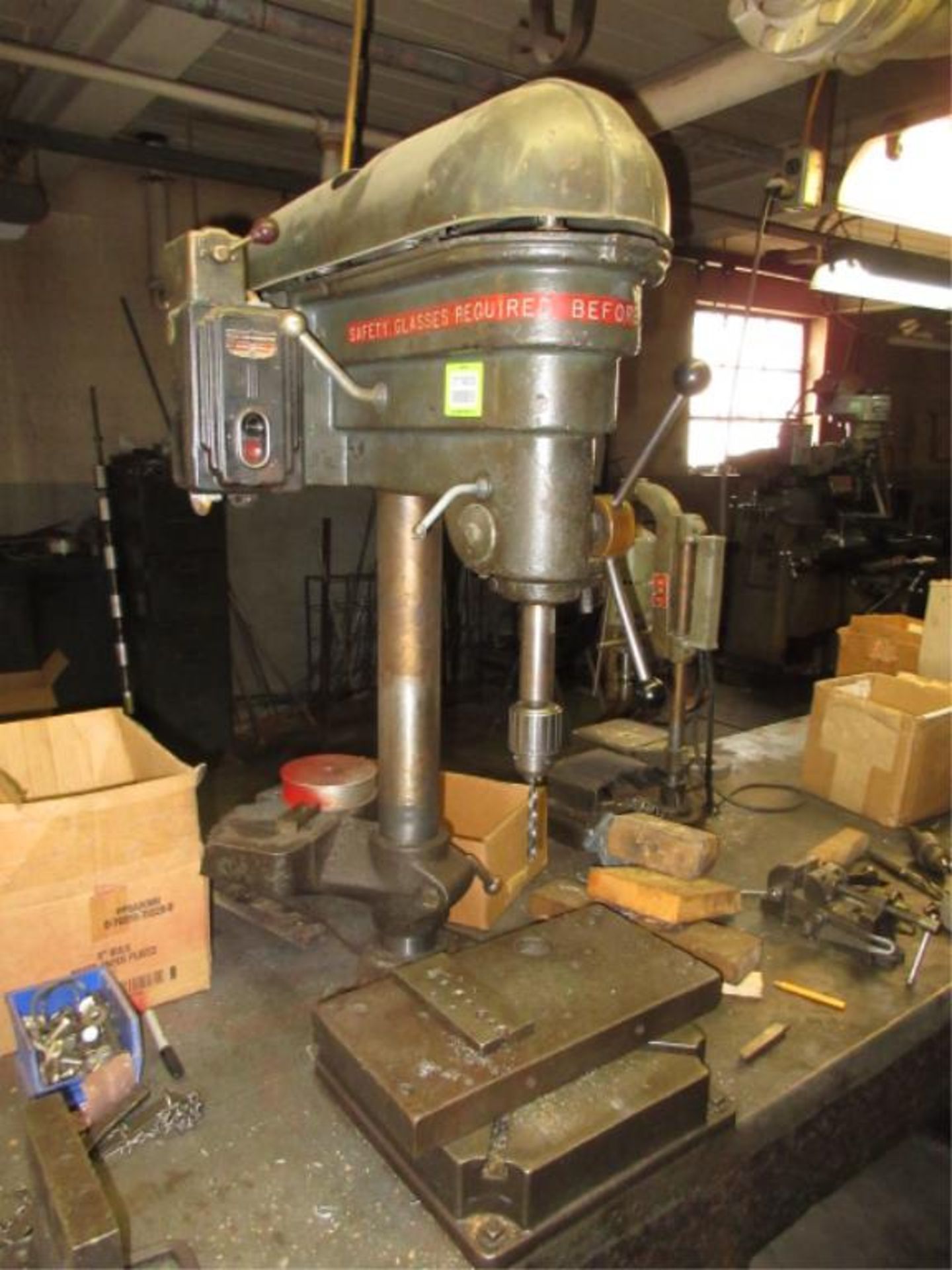 Bench Type Drill Press, with Dayton 1/2hp motor, 208-220/440VAC, three phase. HIT# 2179333. machine