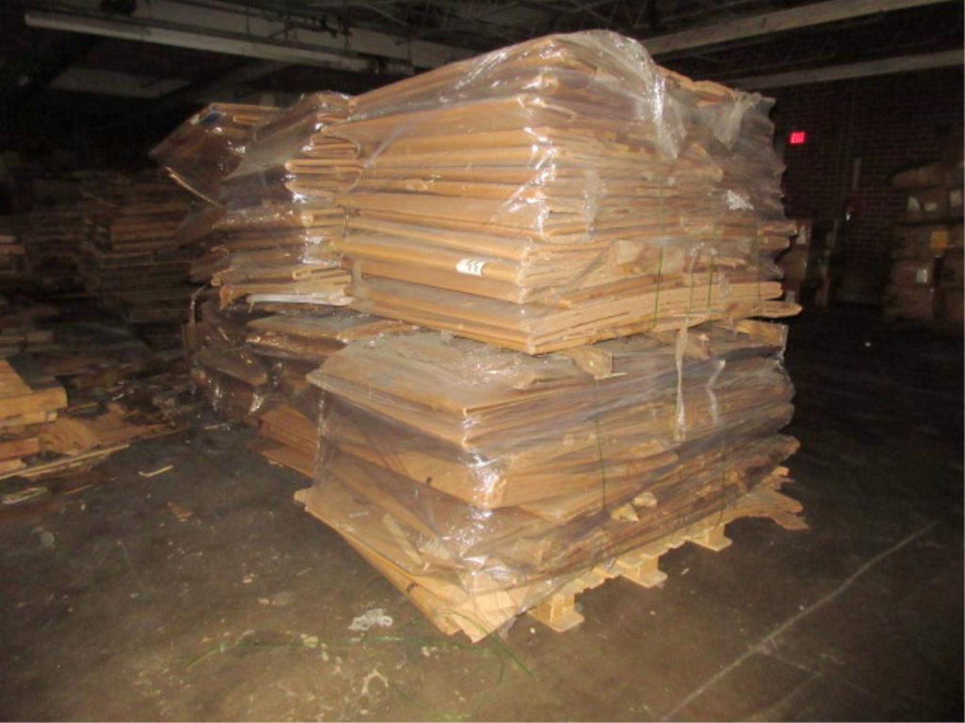 Lot Used Gaylord Boxes, banded on 17 pallets. HIT# 2179456. whse 3. Asset Located at 10 Valley St, - Bild 4 aus 4