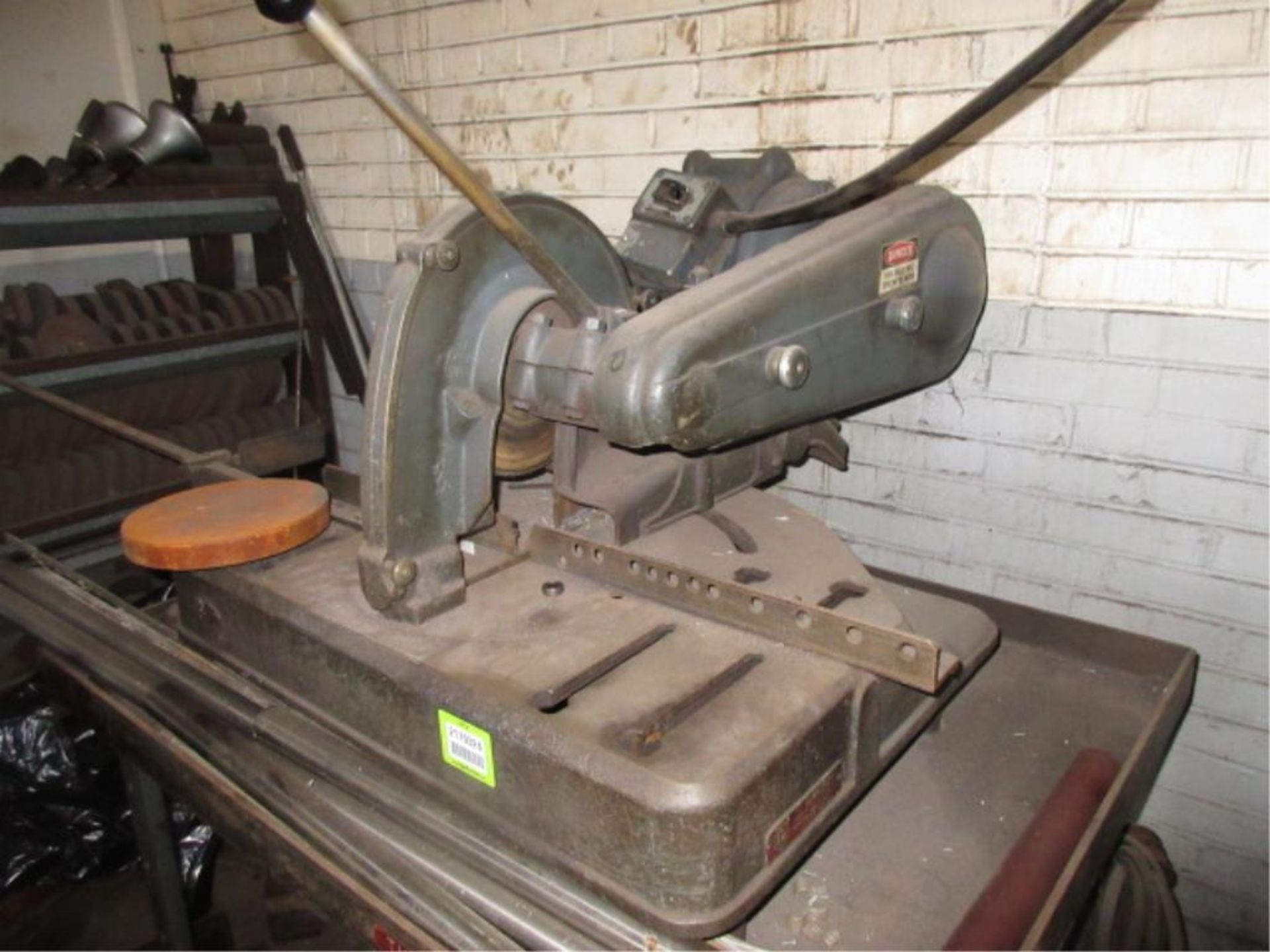 Delta Milwaukee Abrasive Cutoff Saw. SN# 89-3874. HIT# 2179324. machine shop. Asset Located at 10 - Image 2 of 4