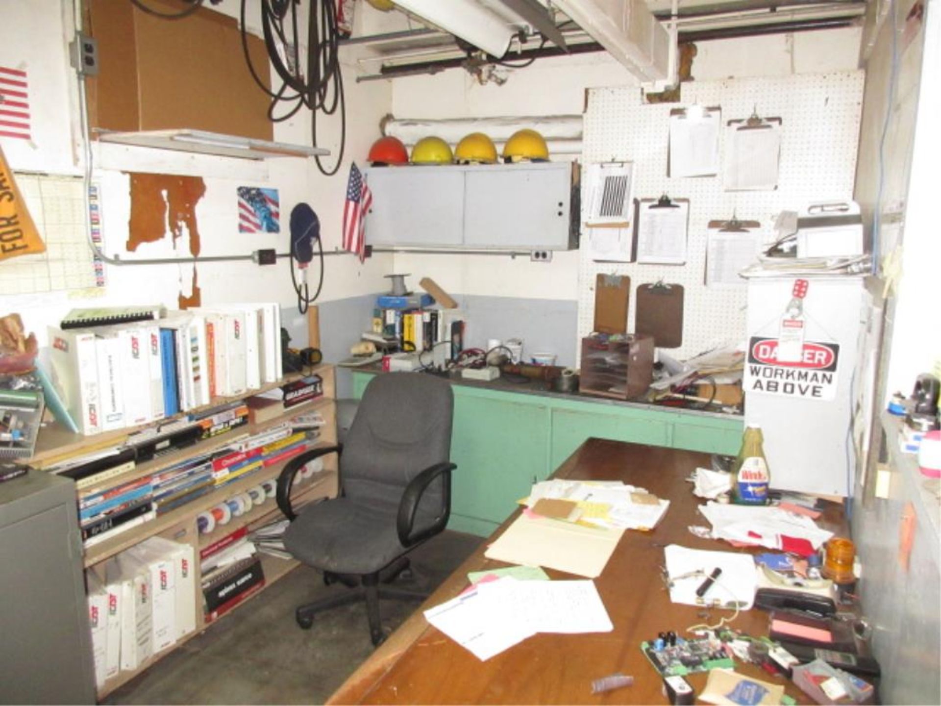 Lot Contents of Electrical Shop, includes cabinets, contents, conduit, etc. in three rooms. - Image 15 of 17