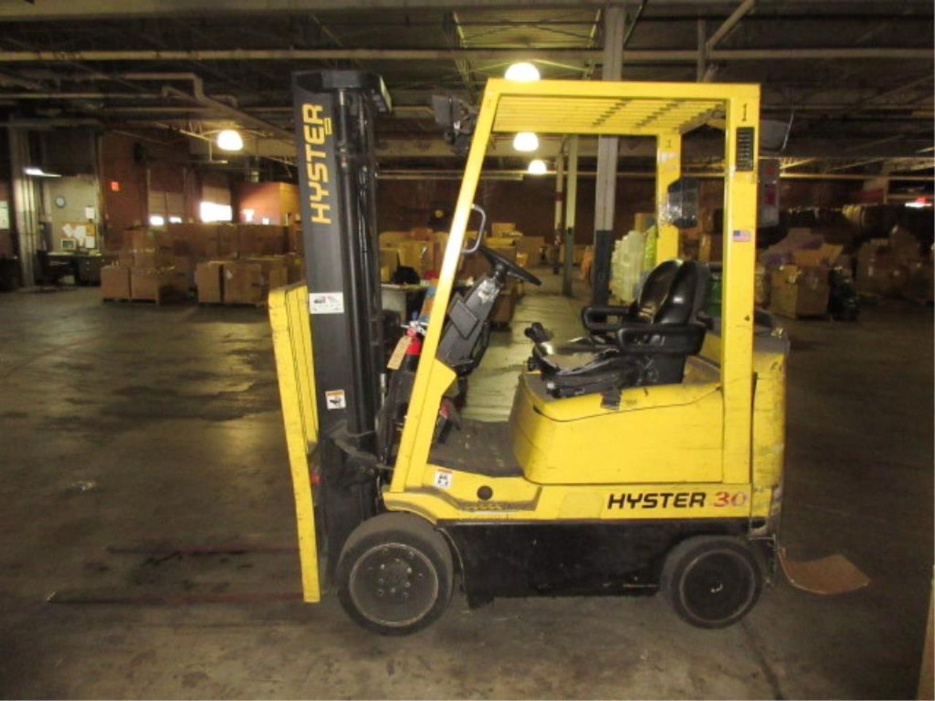 Hyster S30XM LP-Gas Forklift Truck, 3150-Lbs. capacity, Monotrol, 189" lift height, three stage - Image 5 of 11