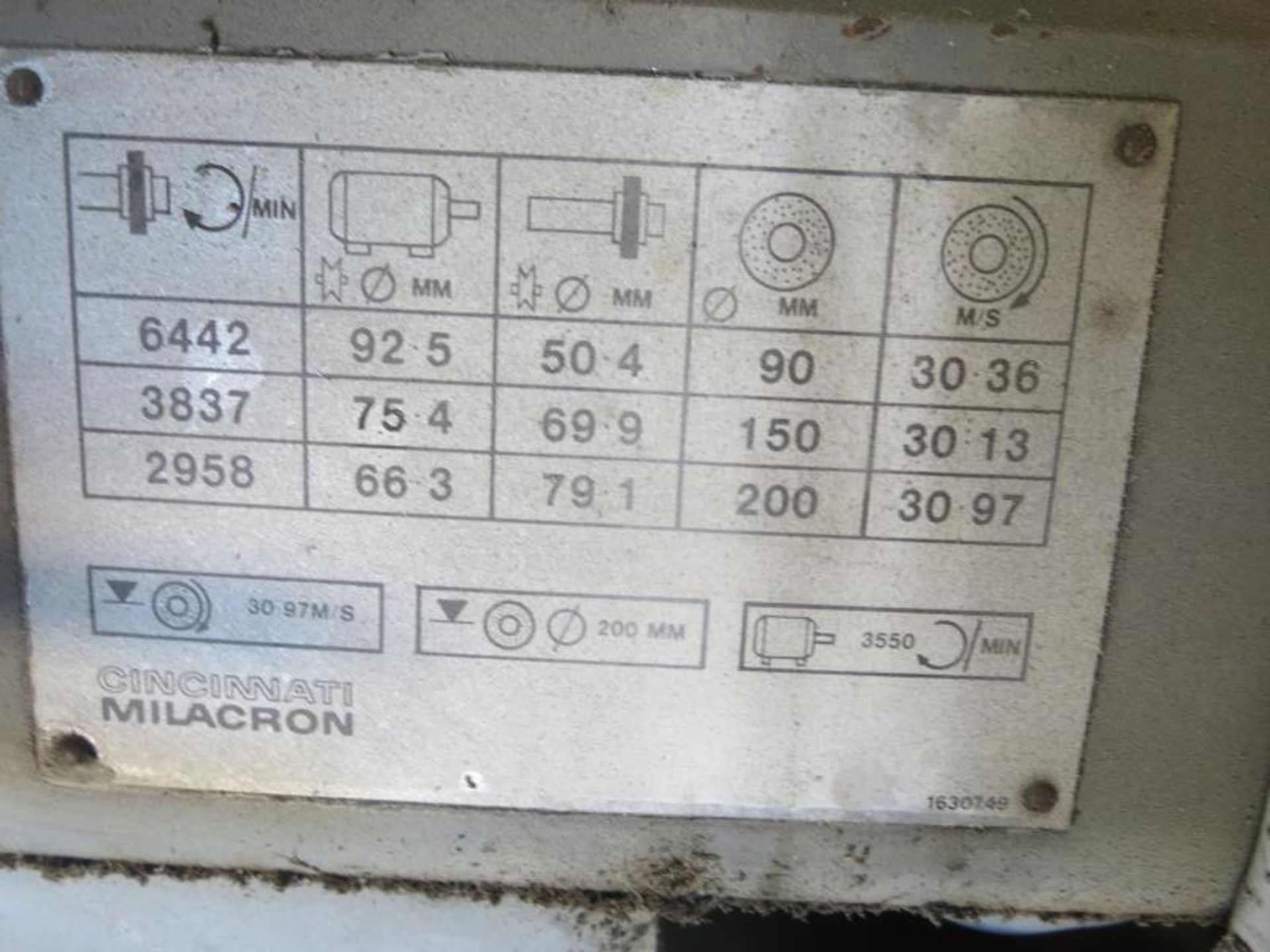 Cincinnati Milacron Tool Cutter & Grinder, 6in grinding wheel 3837rpm, 3 1/2" grinding wheel - Image 6 of 8