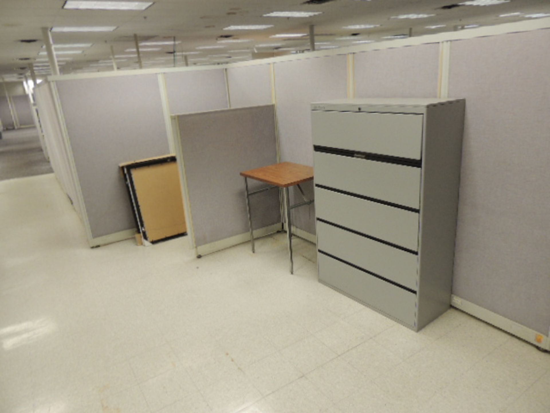 Office Cubicles & Contents. Lot: (8) offices w/ wooden and metal desks, file cabinets and lateral - Image 5 of 47