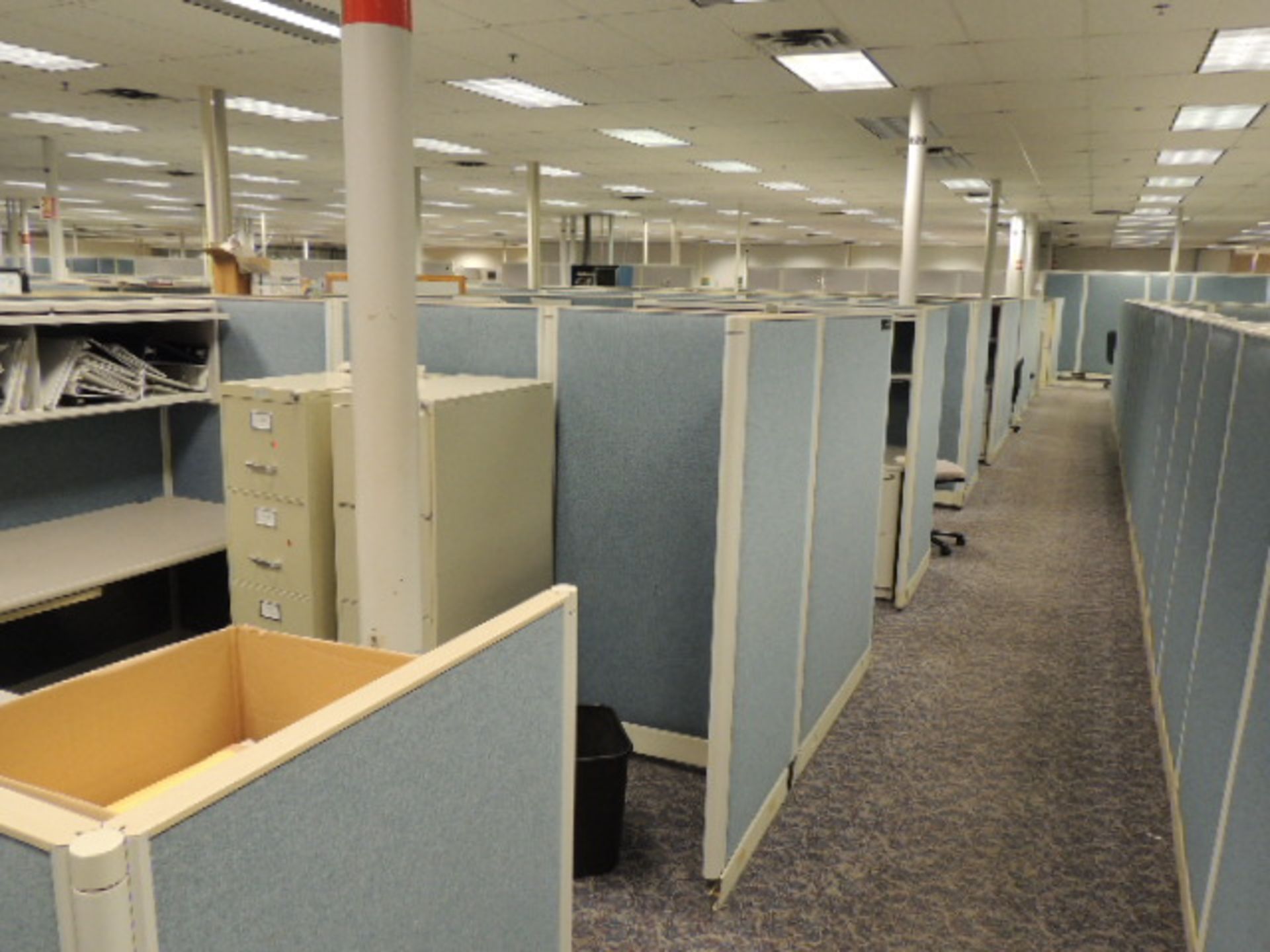Office Cubicles & Contents. Lot: (8) offices w/ wooden and metal desks, file cabinets and lateral - Image 33 of 47