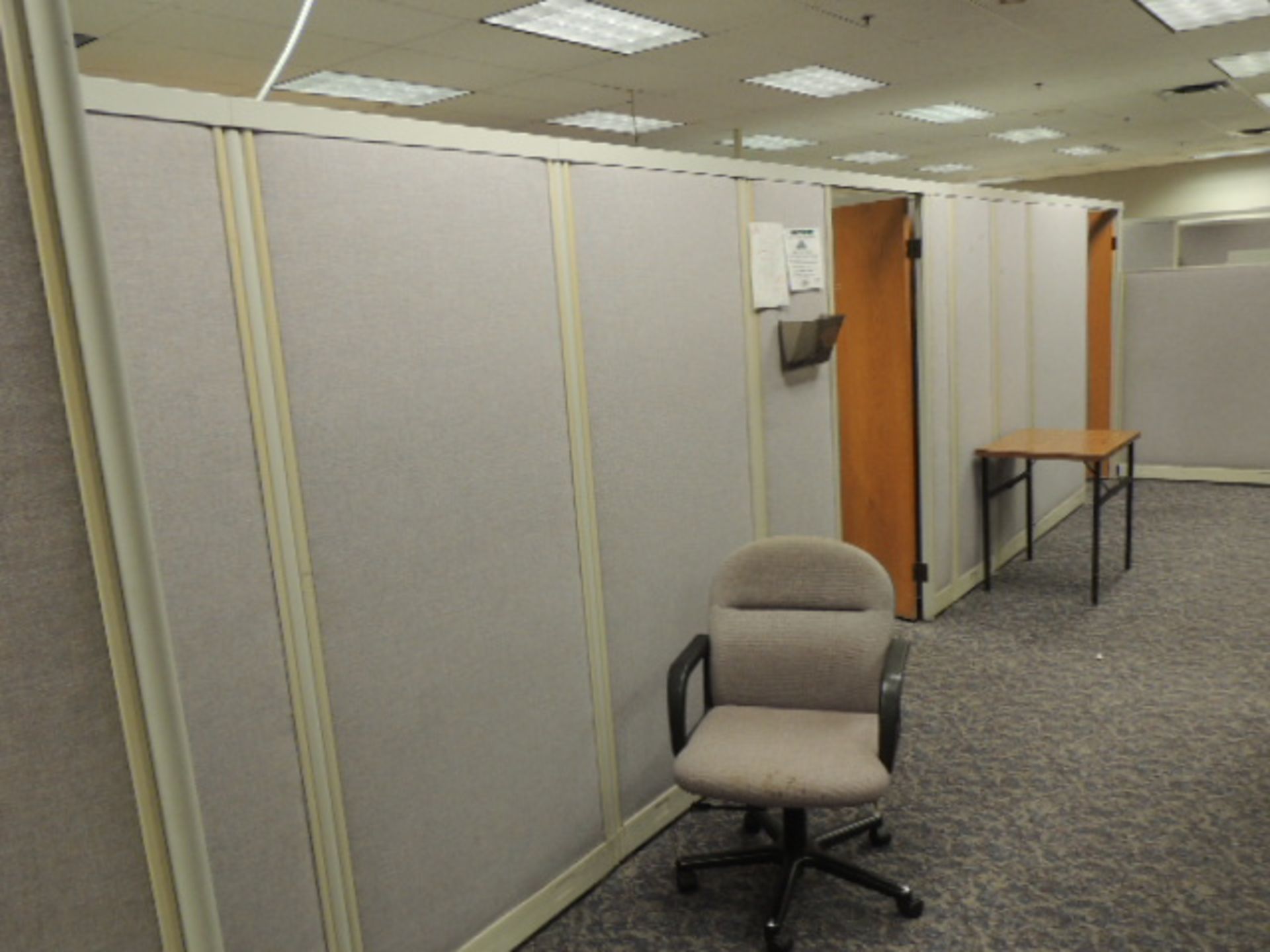 Office Cubicles & Contents. Lot: (8) offices w/ wooden and metal desks, file cabinets and lateral - Image 43 of 47