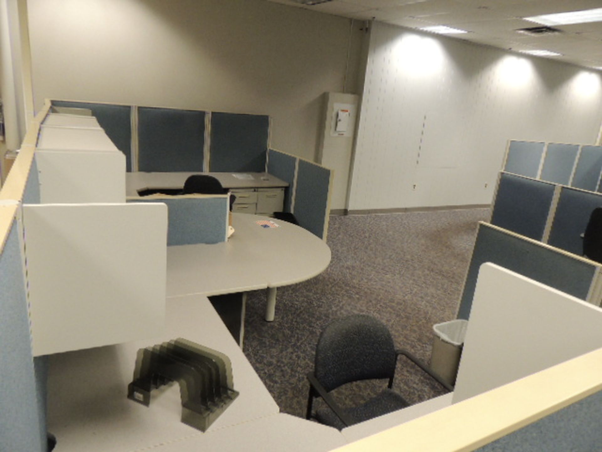 Office Cubicles & Contents. Lot: (3) offices and contents, (4) cubicles 10'x15'x8' with desks and - Image 17 of 25