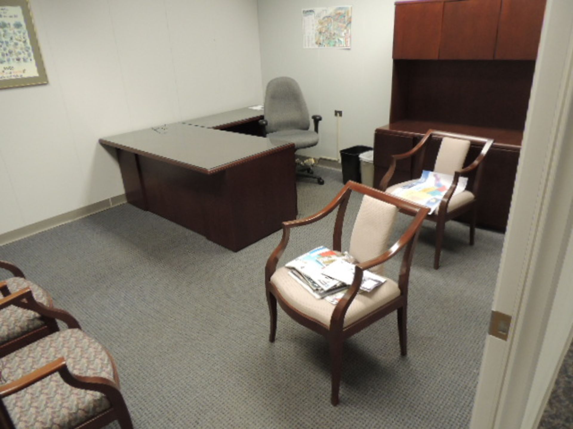 Office Cubicles & Contents. Lot: (8) offices w/ wooden and metal desks, file cabinets and lateral - Image 12 of 47