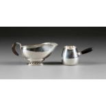 SAHNEKÄNNCHEN UND SAUCIÈRE Danemark, Kopenhagen, Georg Jensen, 1915 und zw. 1925-1932 Silber,