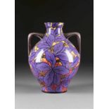 JUGENDSTIL-HENKELVASE Deutsch, Bonn, Franz Anton Mehlem (unter Villeroy & Boch), um 1920 Keramik,