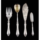 A FOUR-PIECE FABERGÉ SILVER SERVING CUTLERY Russian, Moscow, Fabergé, 1896-1908 Of trefoil and