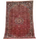 ROSENBIDJAR Persien, 2. Hälfte 20. Jh. 302 x 210 cm. Gebrauchsspuren. 25.00 % buyer's premium on the