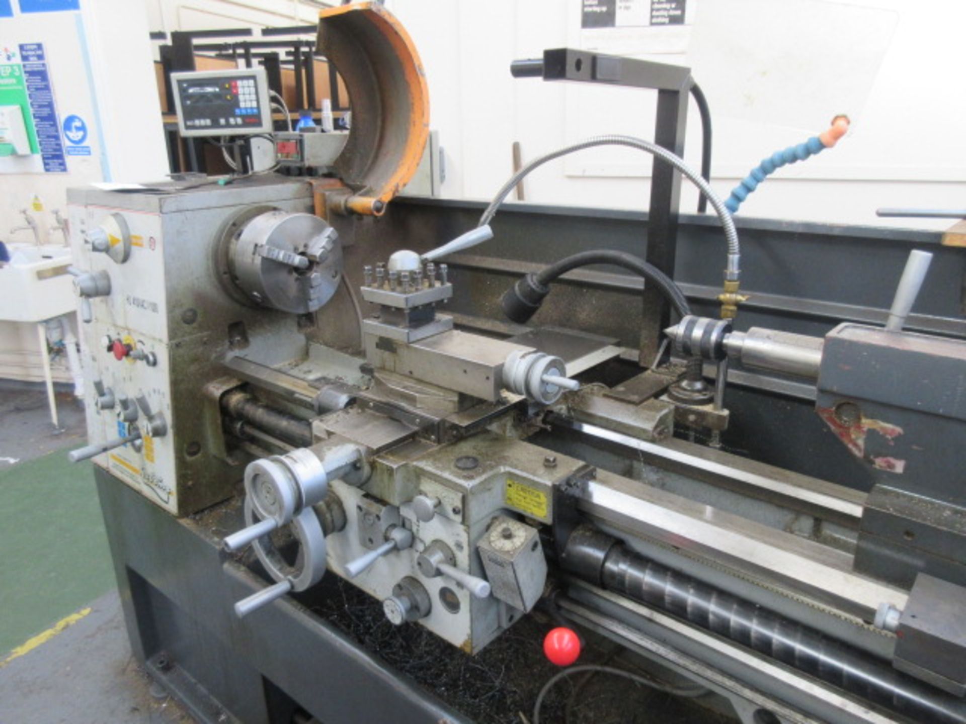 Huvema HU410Vac x 1000 gap bed lathe with 3 jaw chuck, tailstock, metric dials, Newall B60 2 axis - Image 2 of 3