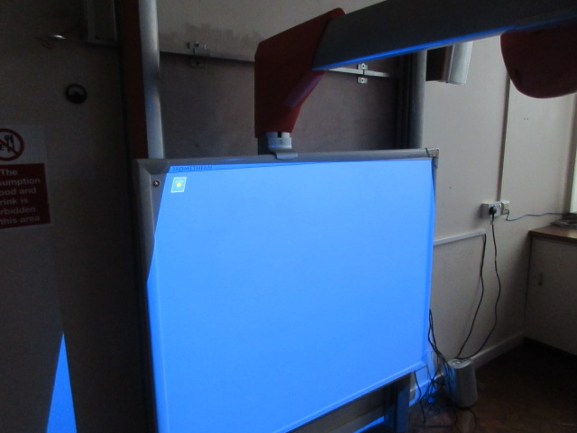 Promethean Activboard Smart Screen with overhead projector, PC & sound modules, wall mounted - Image 3 of 4