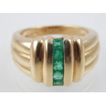 Art Deco style 14ct yellow gold and emerald ring