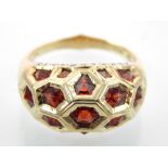 9ct yellow gold and garnet dress ring