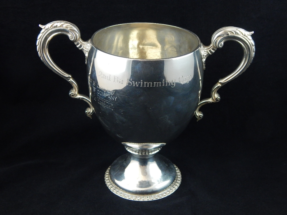 Early 19th C hallmarked silver twin-handled trophy cup, on circular foot, - Image 3 of 6