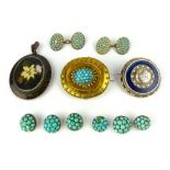 Silver target brooch, oval brooch with floral insert and other turquoise items. (5)