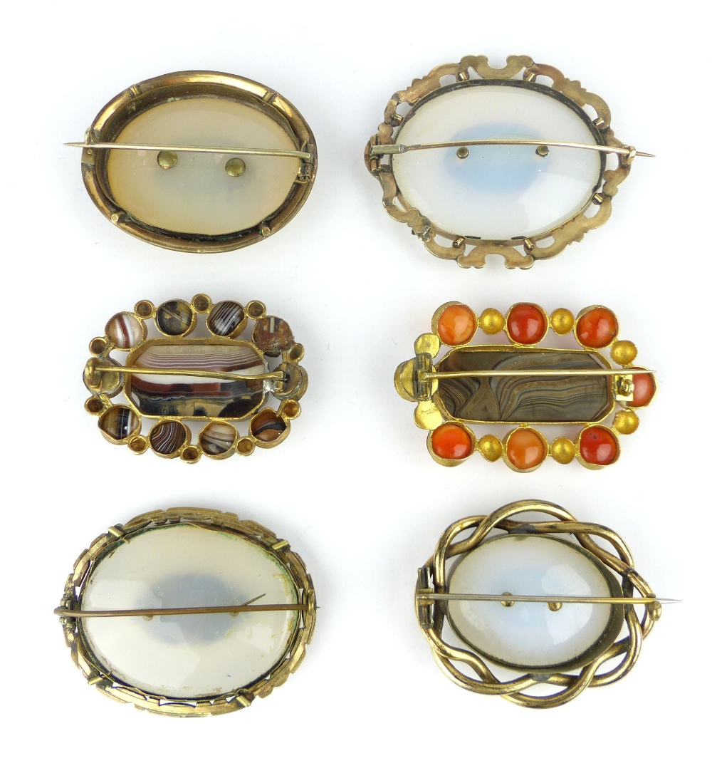 Two agate decorated brooches and four late 19th/early 20th C opaque glass brooches. (6) - Image 2 of 2