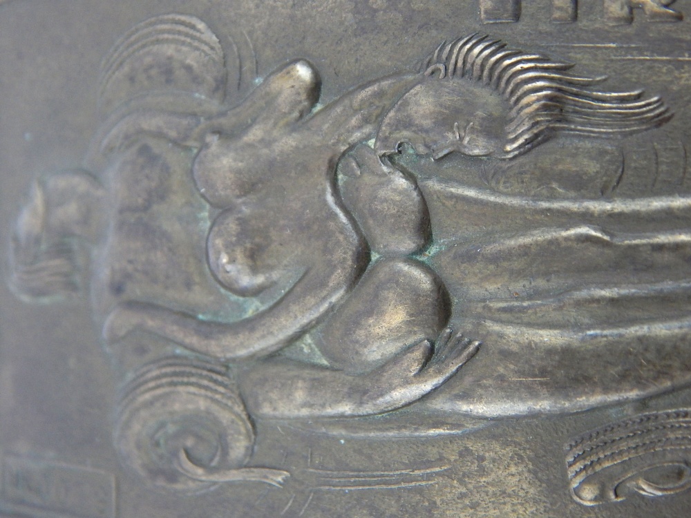 Pirelli brass belt buckle after a design by Salvador Dali, with erotic scene, the reverse marked '' - Bild 2 aus 3