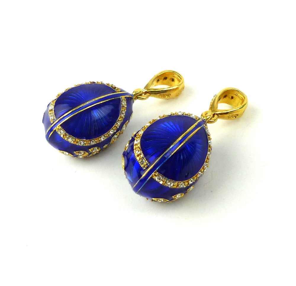 Pair of blue guilloche enamel egg pendants with floral decoration. - Image 4 of 4