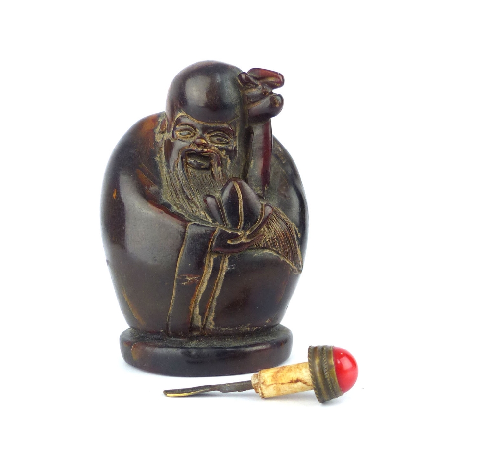 Oriental horn carved snuff bottle, in the form of a sage, 7.6cm h. - Image 4 of 4