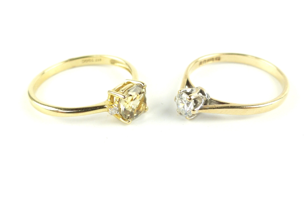 18ct yellow gold diamond solitaire ring the collet set stone approx 0. - Image 4 of 8