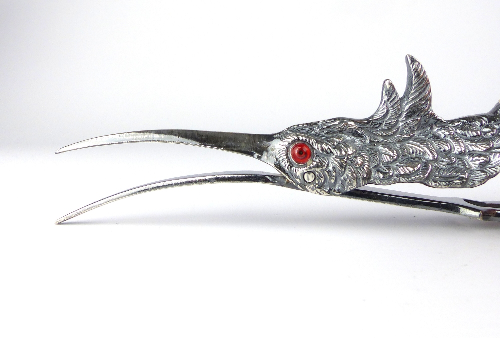 Silver plated paper clip modelled as the head of a water-bird, - Image 2 of 6