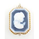 High carat gold cameo brooch / pendant of octagonal form with rope twist border,