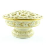 Worcester pot pourri dish and cover, lattice grill with gilding,