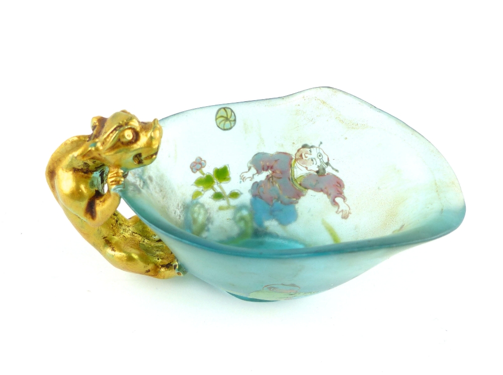 Chinese Peking glass libation cup, gilt dragon handle, the cup painted with figural and floral - Image 6 of 8