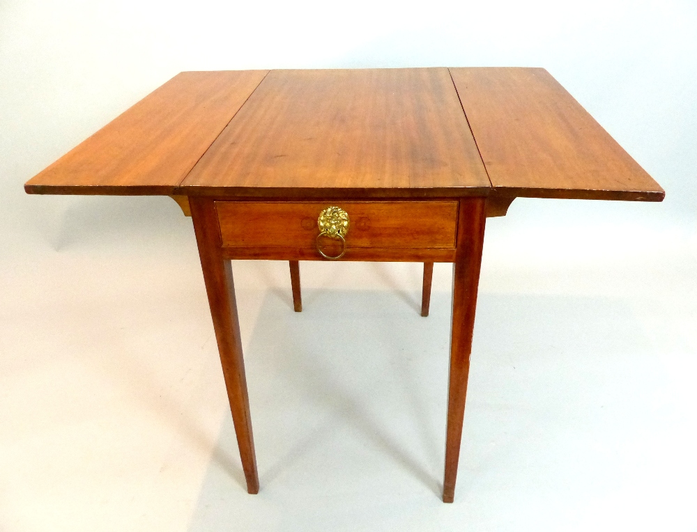 19th century mahogany Pembroke table of Georgian style, single drawer with lion mask handle, - Image 4 of 6