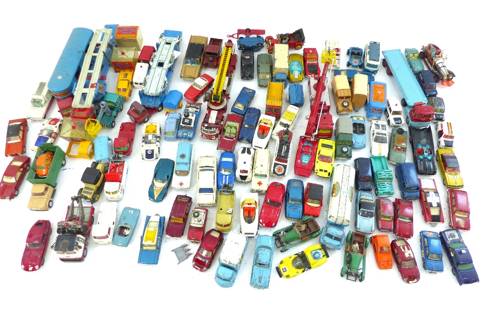 Collection of boys' and children's play-worn die cast toys, cars, lorries, tractors, fire engines, - Image 10 of 13